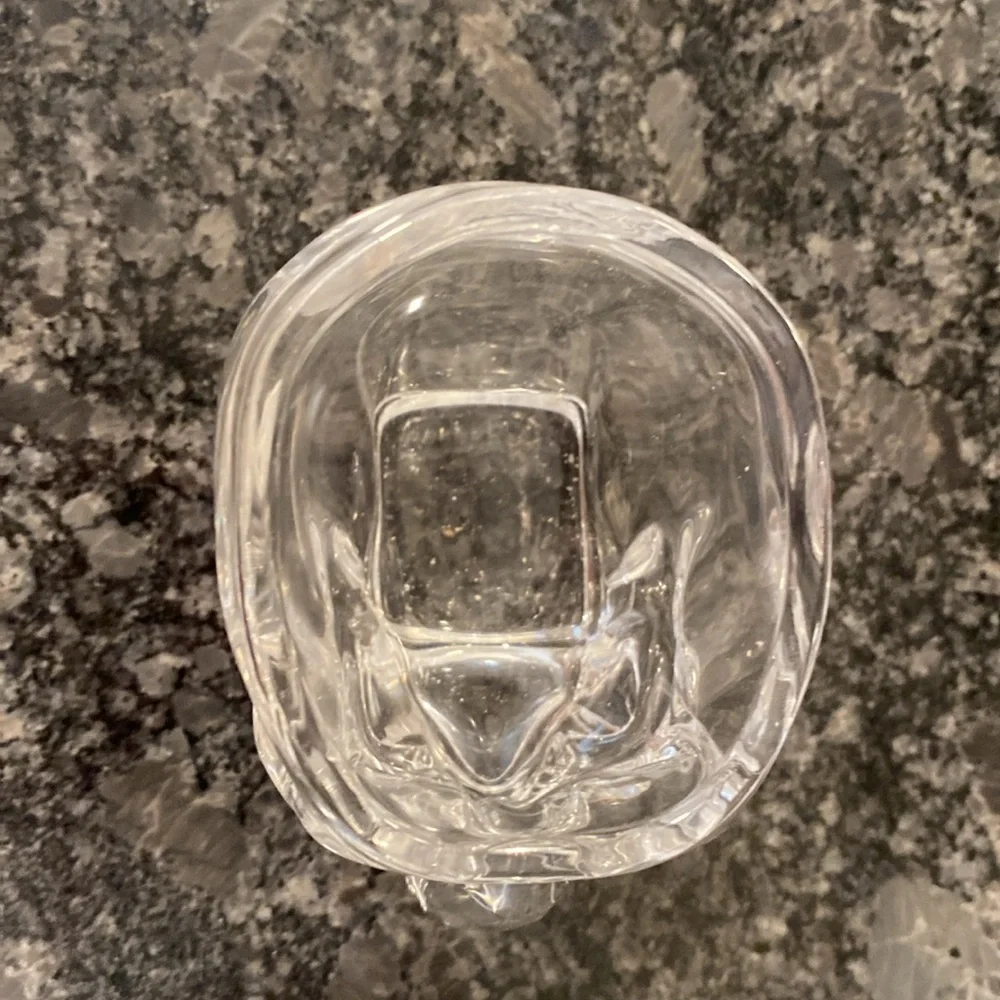 Studio crystal collection 4 skull head shot glasses brand new Halloween